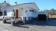 Casa Juan a 2 bed villa for sale Canyelles near Sitges